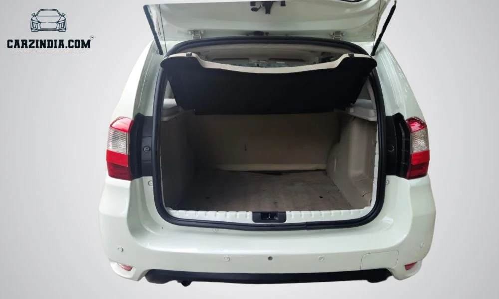 Car Photo 8
