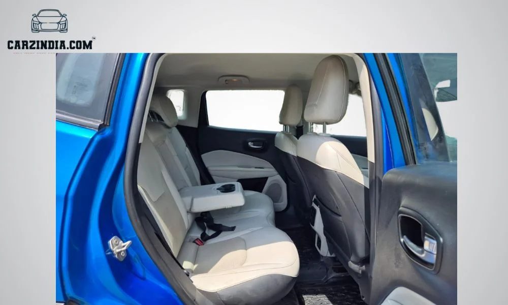 Car Photo 4