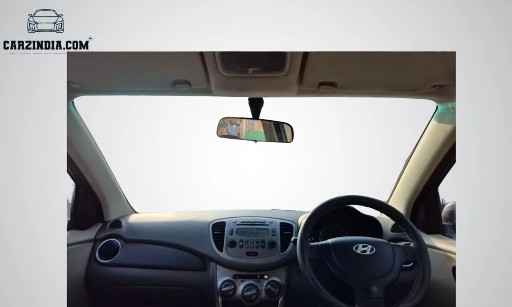 Car Photo 4