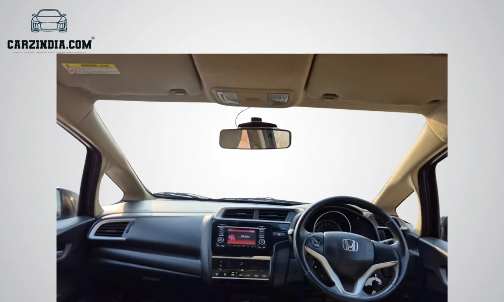 Car Photo 10