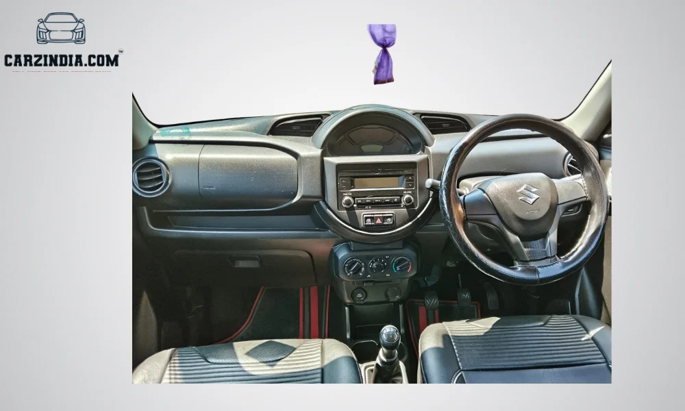 Car Photo 4