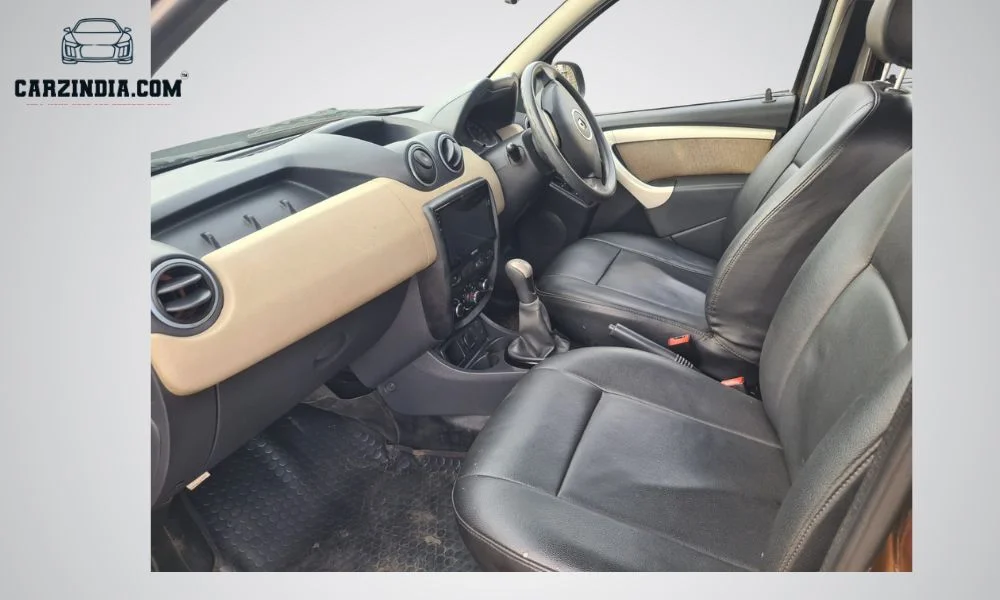 Car Photo 10