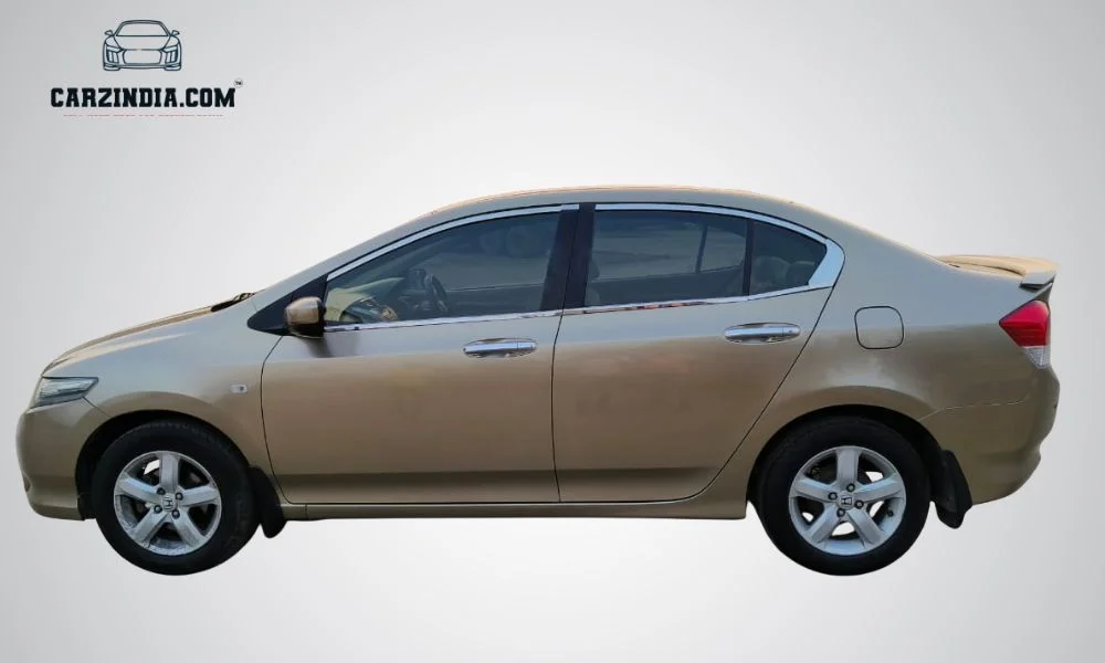 Car Photo 8
