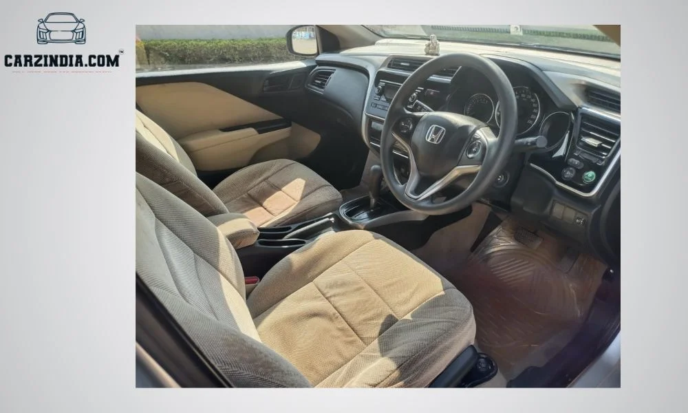 Car Photo 5