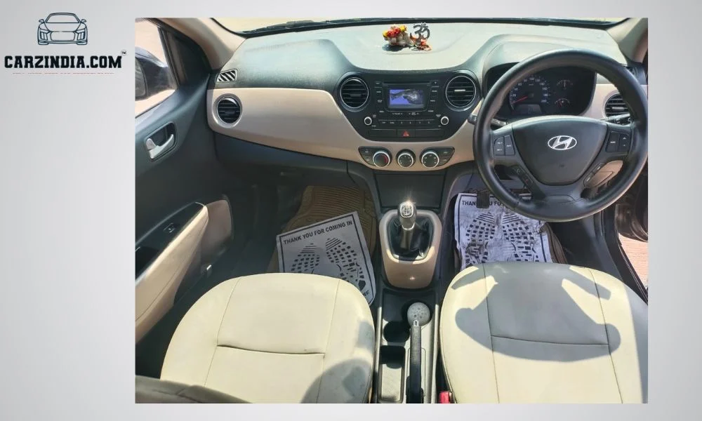 Car Photo 6