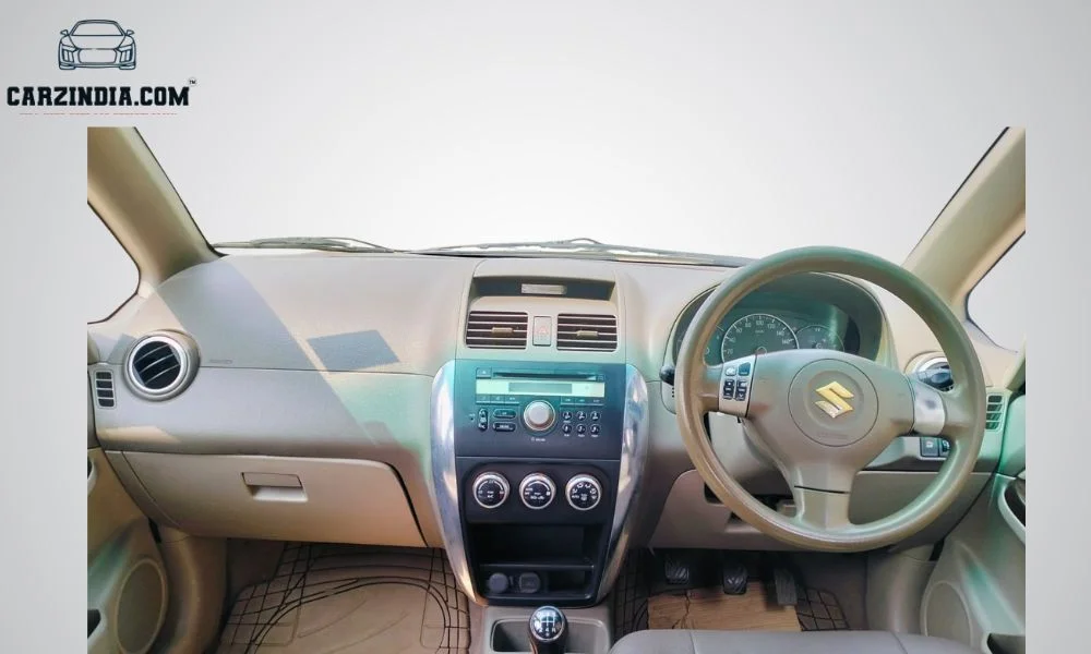 Car Photo 7