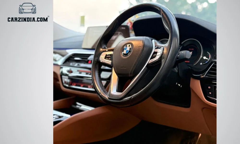 Car Photo 10