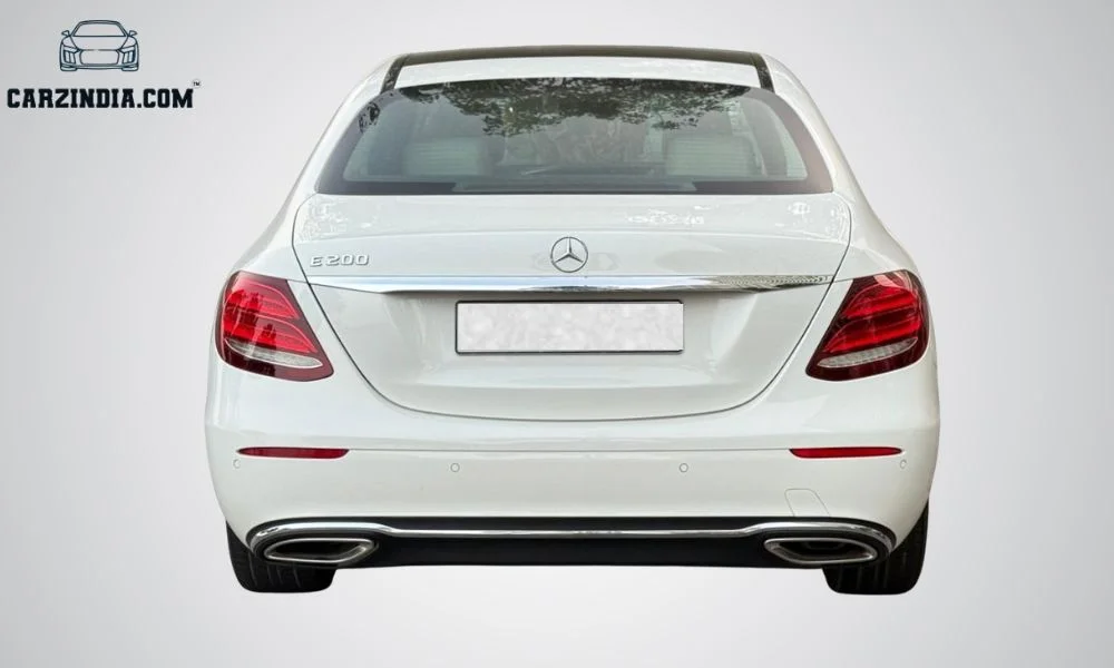 Car Photo 7