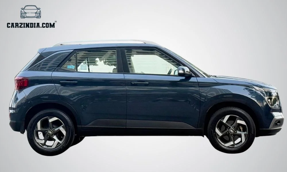 Car Photo 6