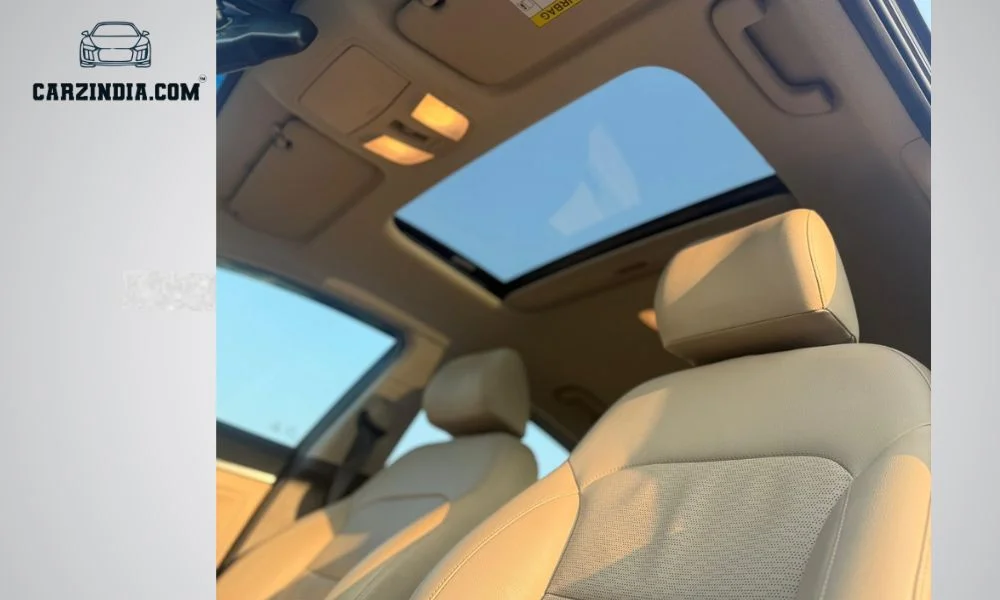 Car Photo 8