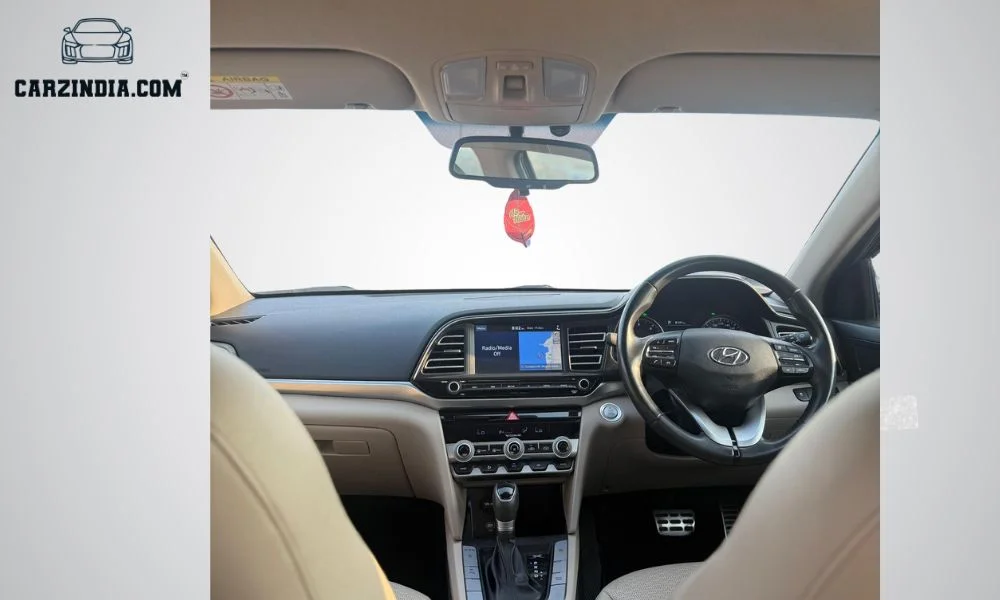 Car Photo 10