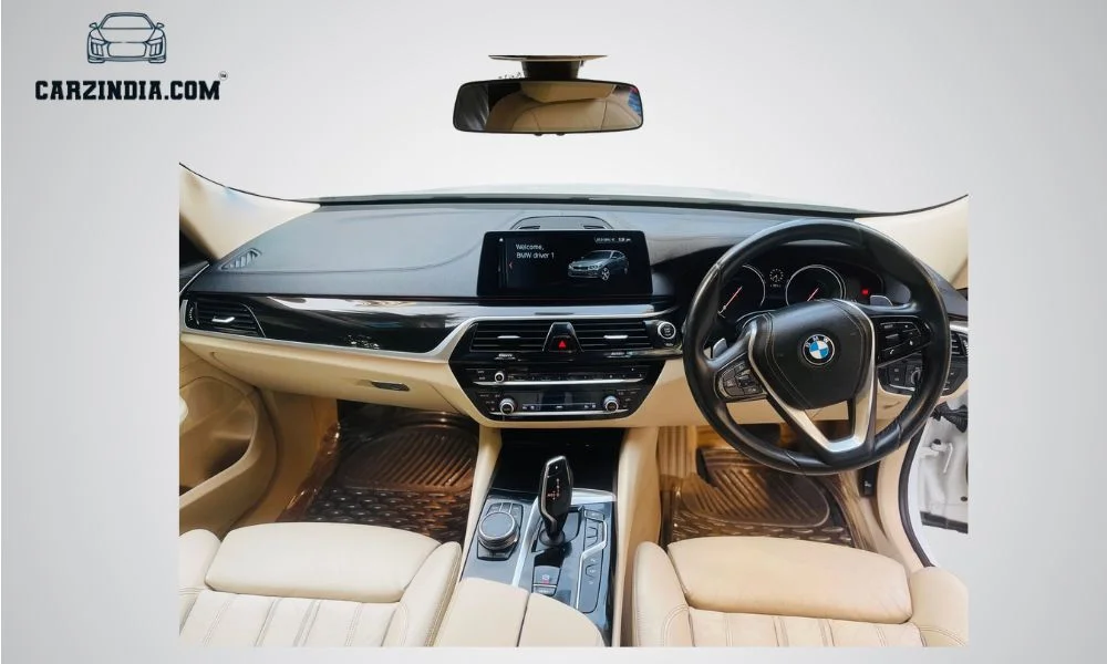 Car Photo 9