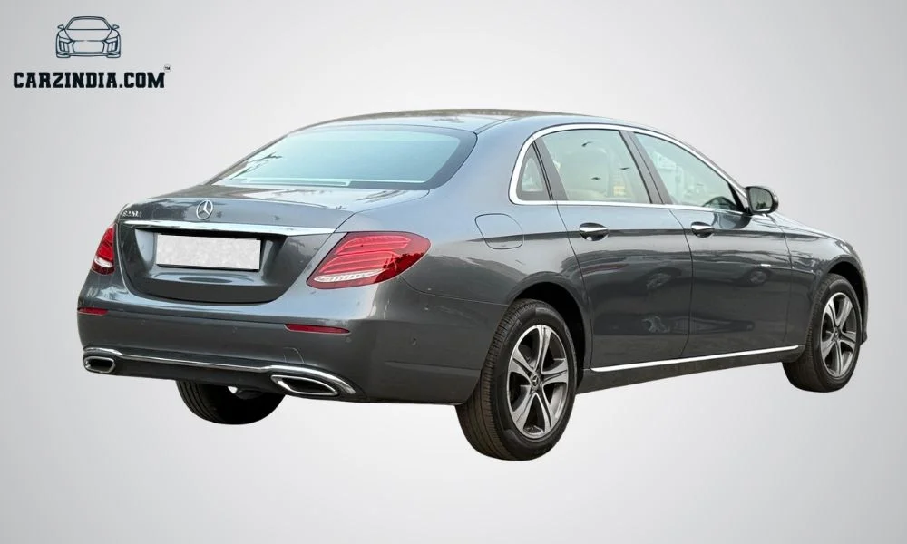 Car Photo 9