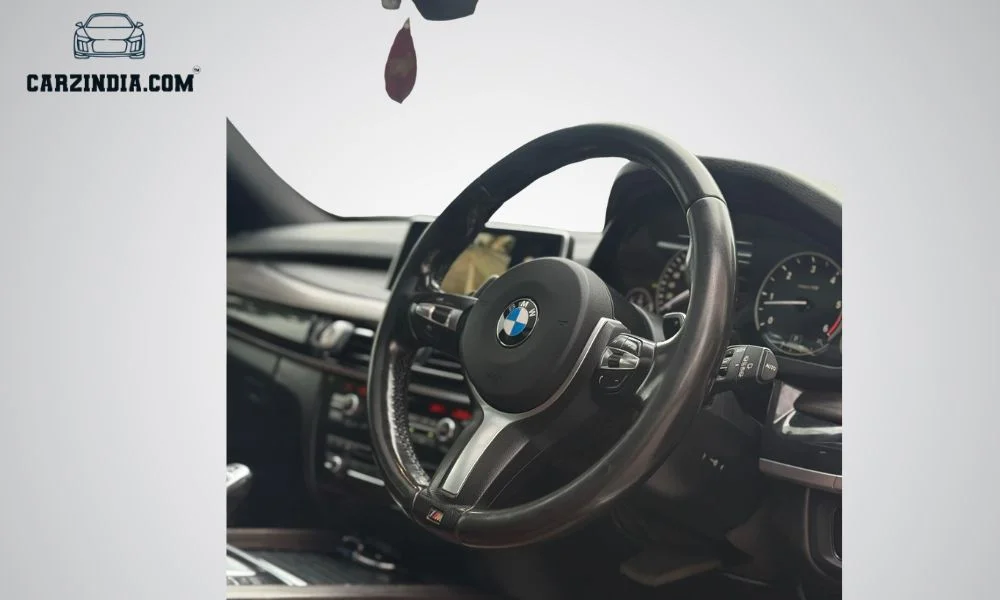 Car Photo 4