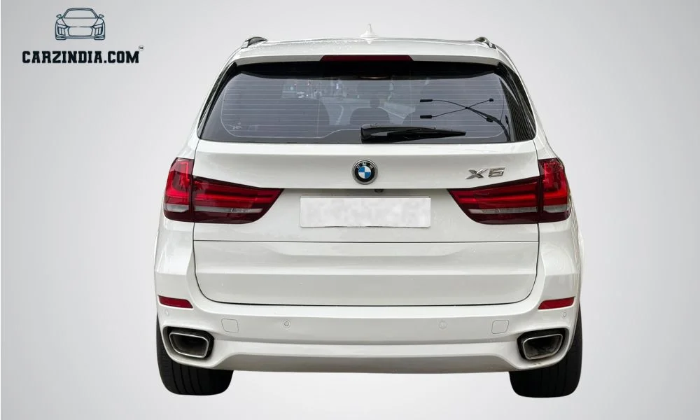 Car Photo 9