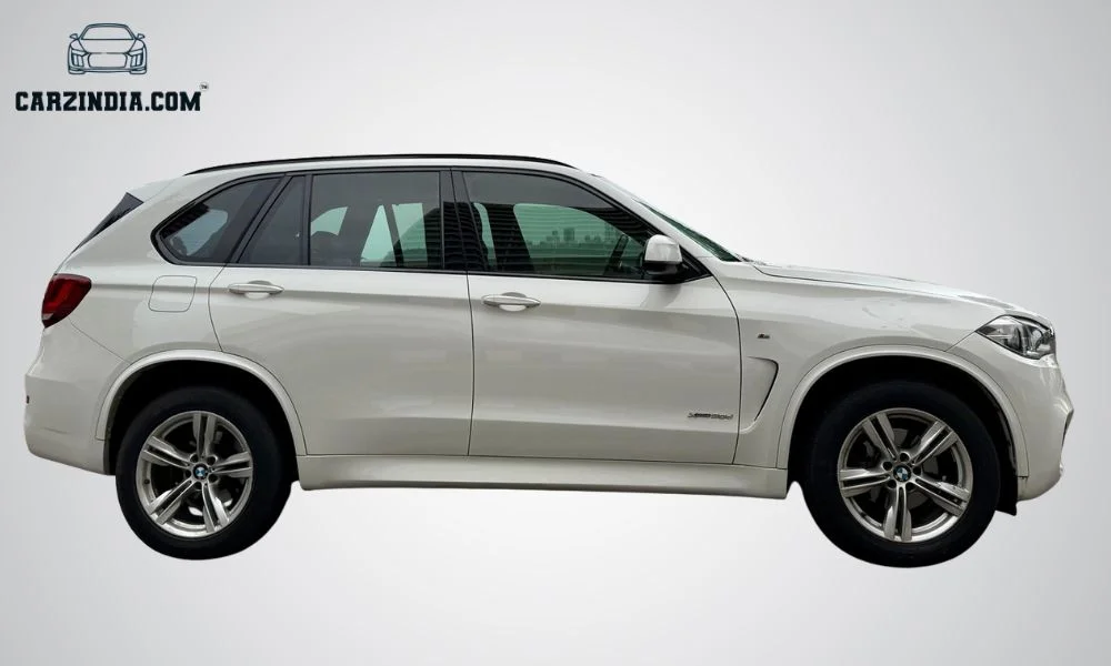 Car Photo 10