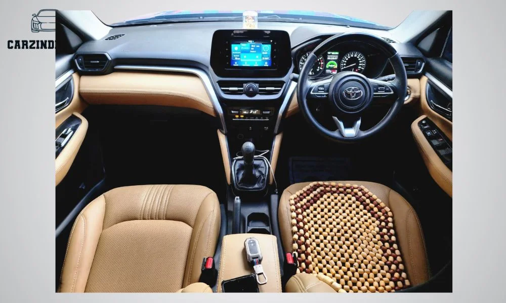 Car Photo 9