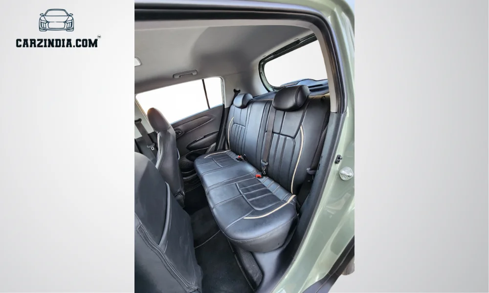 Car Photo 4