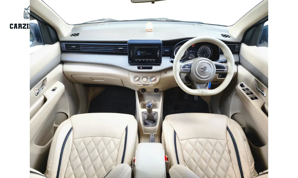 Car Photo 10