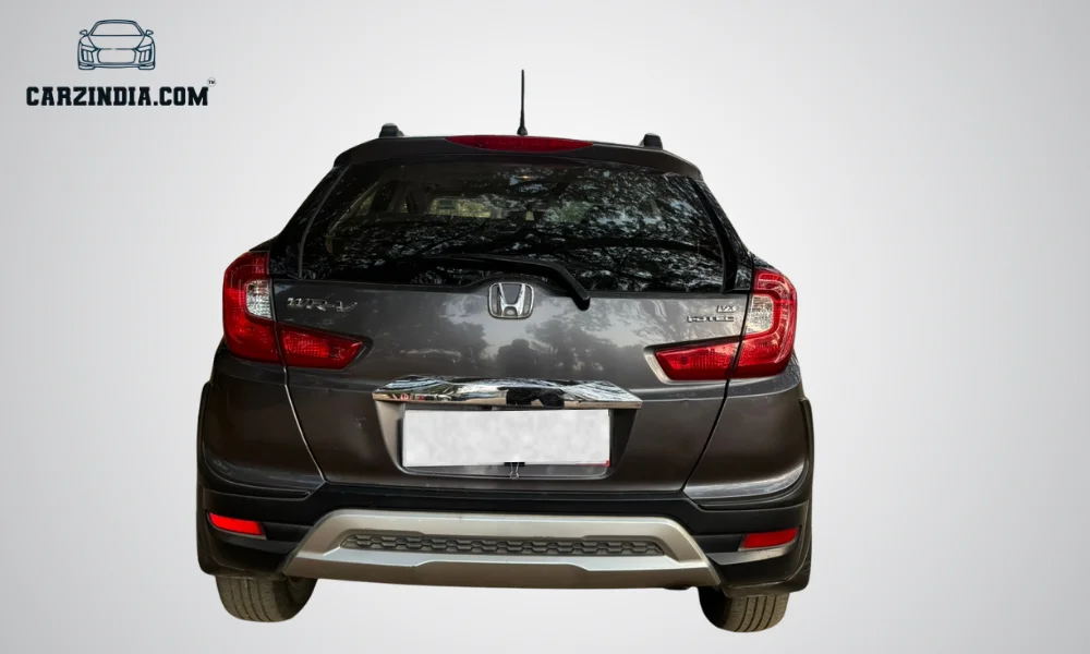 Car Photo 3