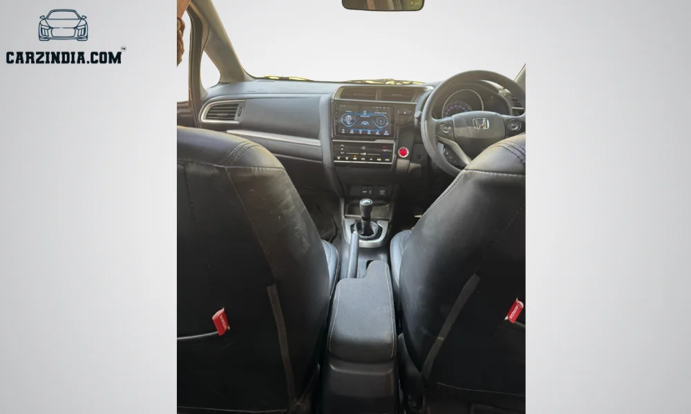 Car Photo 6