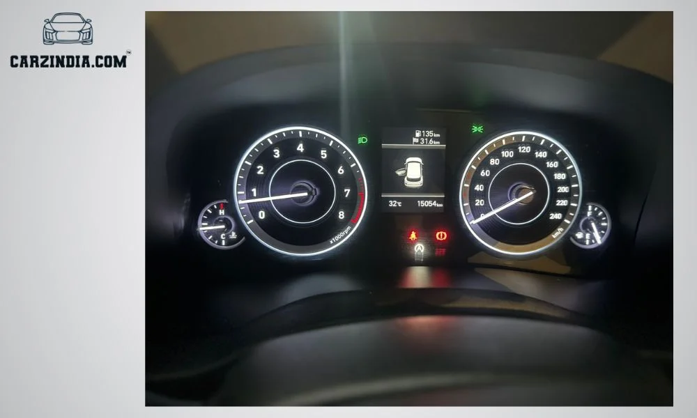 Car Photo 8