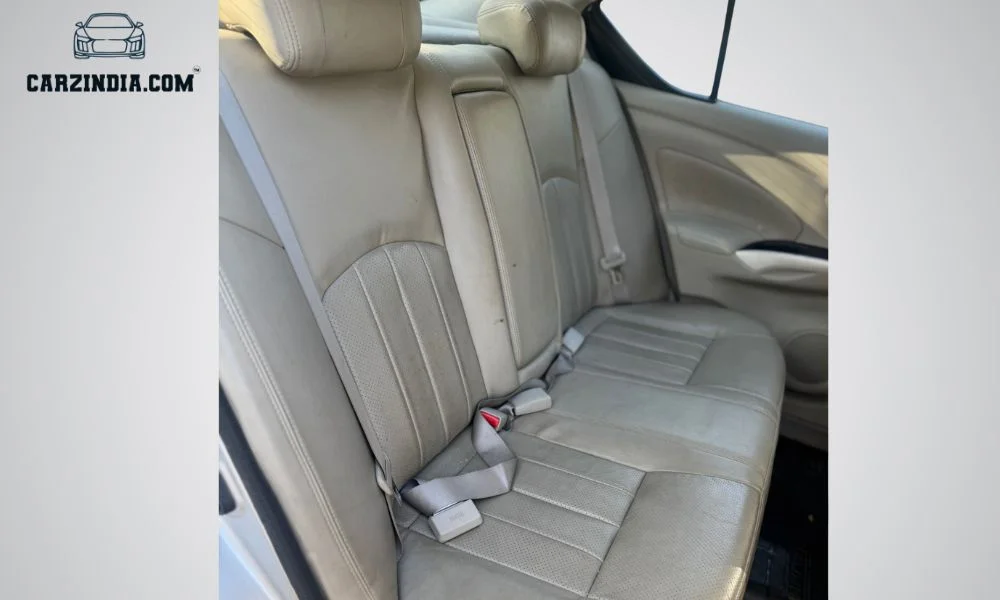 Car Photo 8