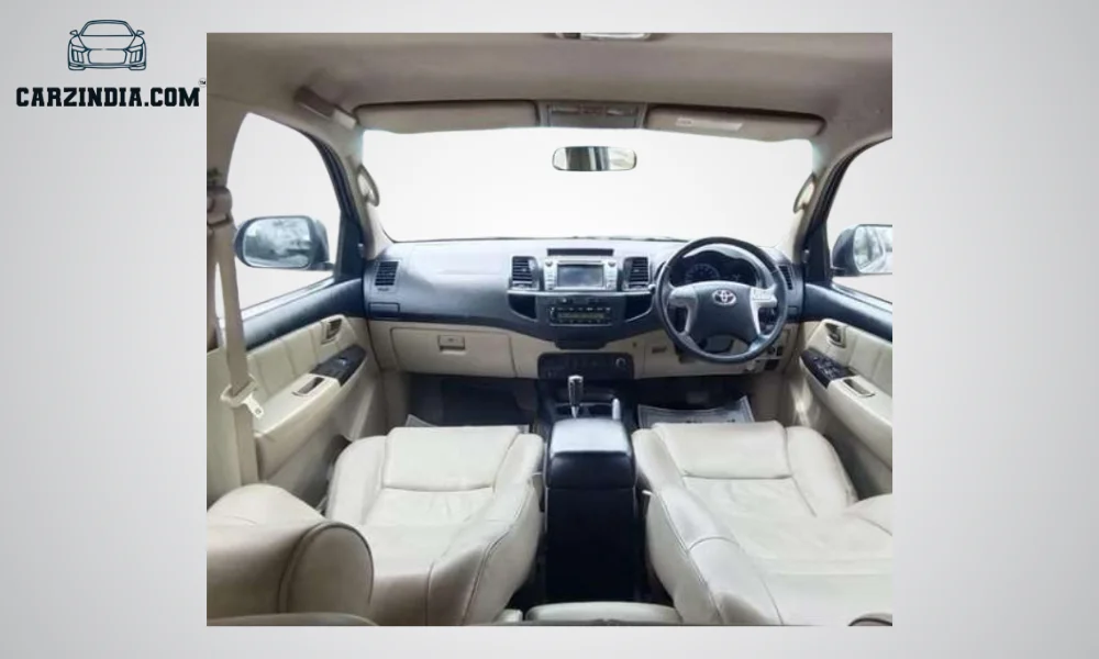 Toyota Fortuner 4*2