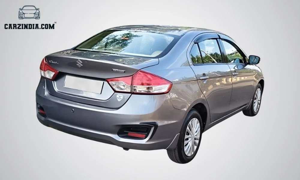 Car Photo 7