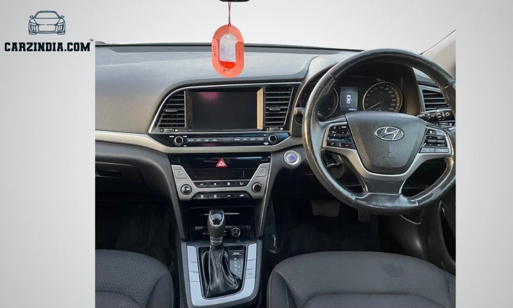 Car Photo 6