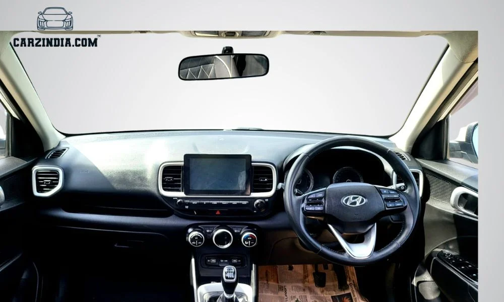 Car Photo 8