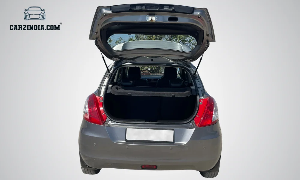 Car Photo 8