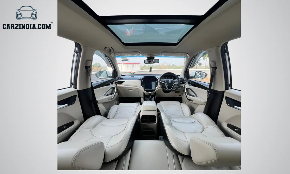 Car Photo 6