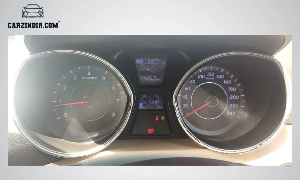 Car Photo 6