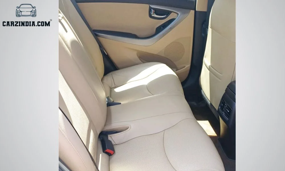 Car Photo 9