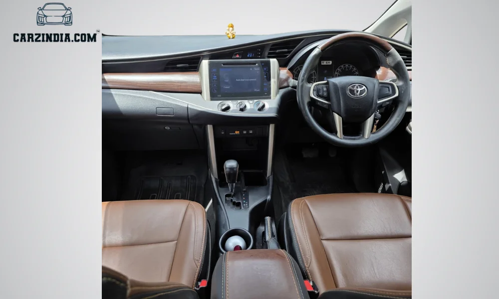 Car Photo 5