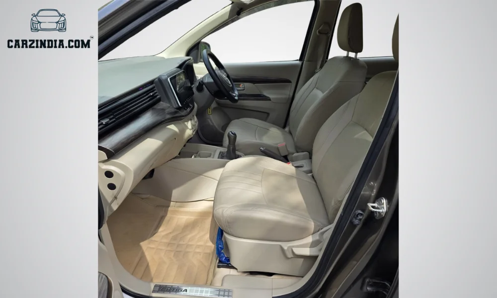 Car Photo 10