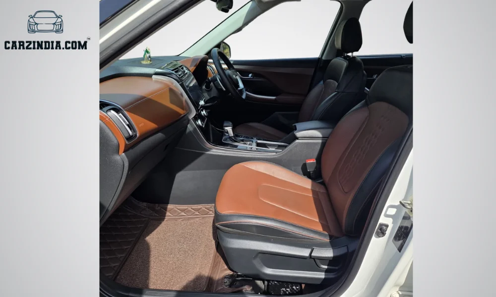 Car Photo 6