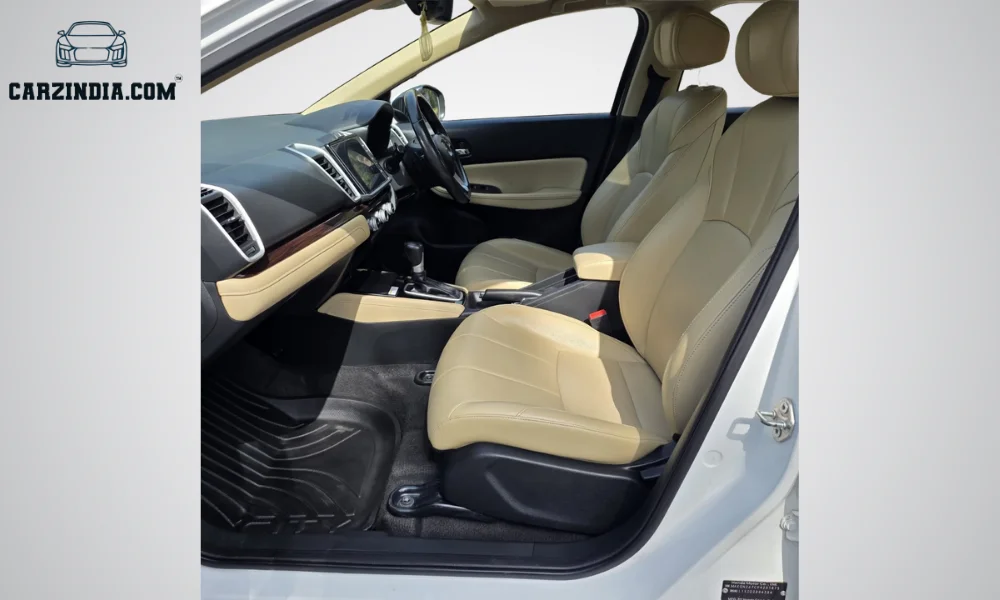 Car Photo 6