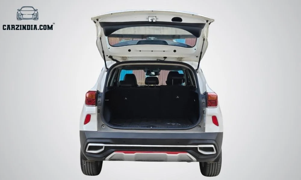 Car Photo 6