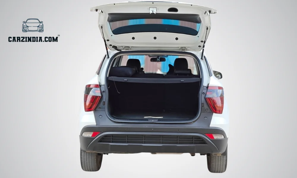 Car Photo 7