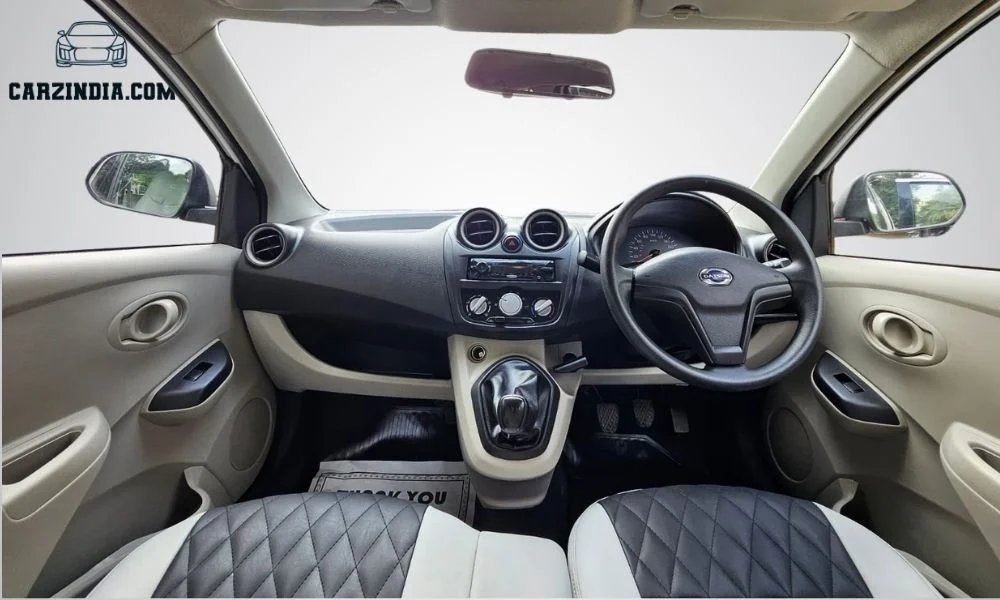Car Photo 6