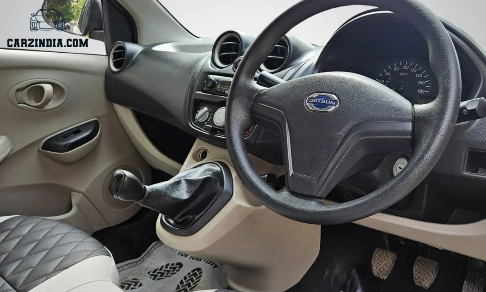 Car Photo 10