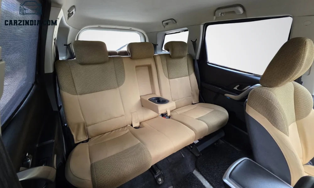 Car Photo 6