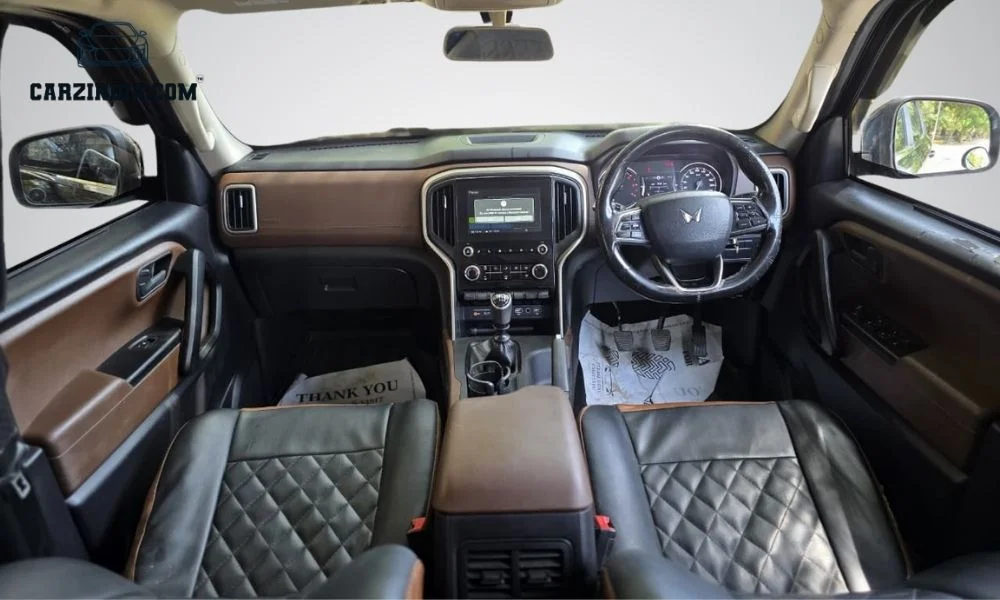 Car Photo 6