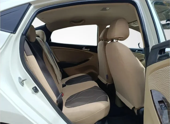 Hyundai Verna Fludic Sx