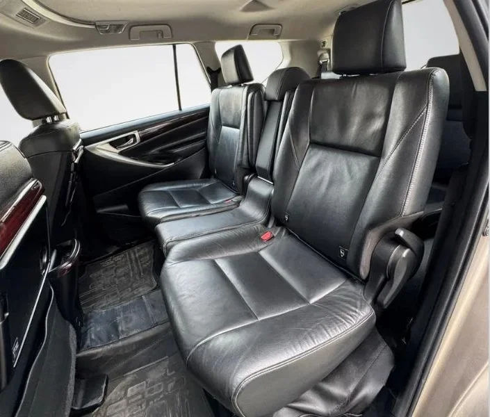 Toyota Crysta 2.4 Z