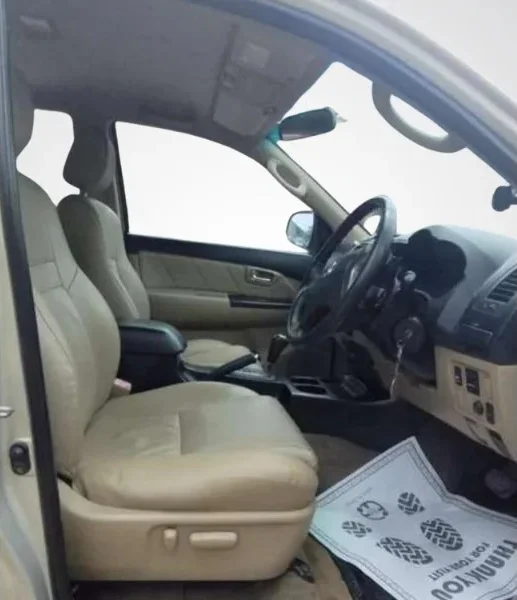 Toyota Fortuner 4*2
