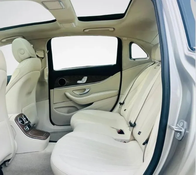 Mercedes E220 D