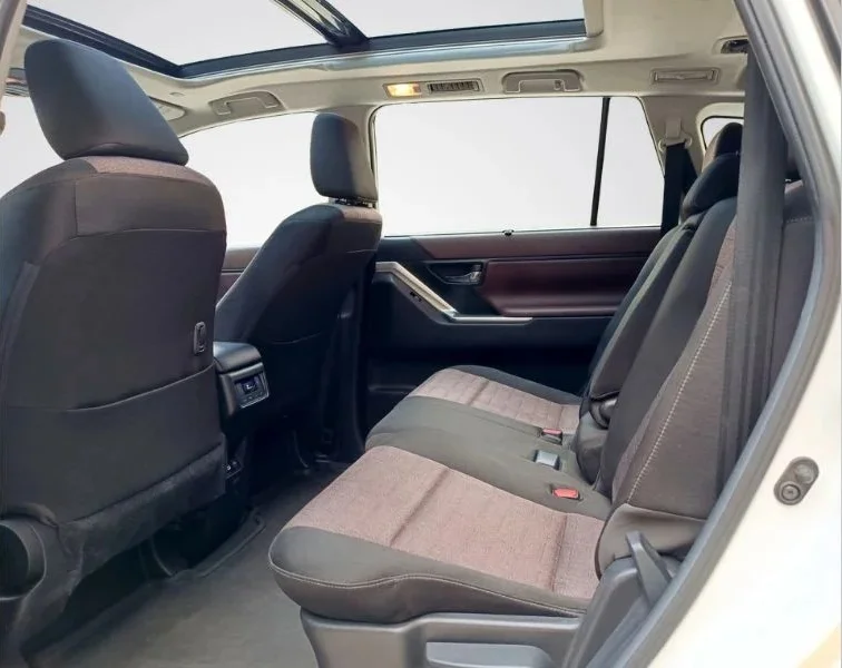 Toyota Hycross VX(O) 8S